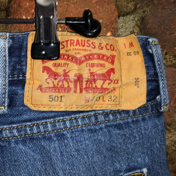 Levi’s 501 Jeans 40x32 Excellent Used Condition Medium Wash - Picture 3 of 3